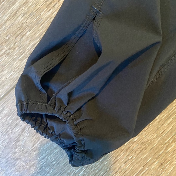 Lululemon Crop Pants - Picture 2 of 4